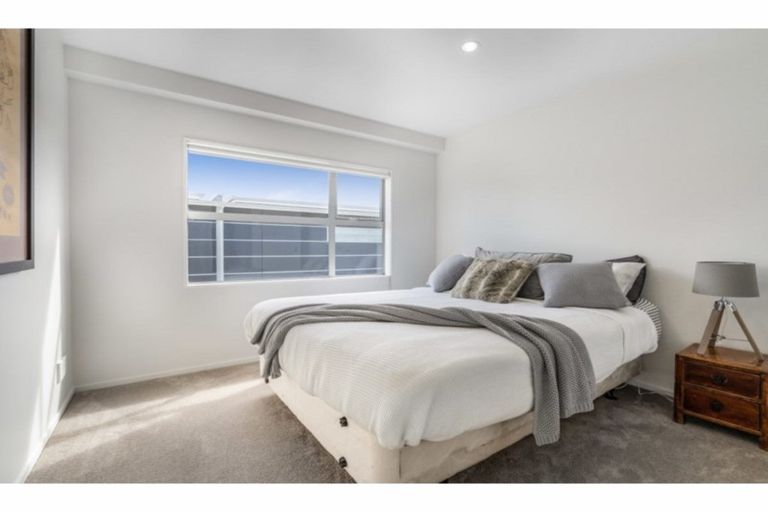 Photo of property in 4/49 Browns Road, Browns Bay, Auckland, 0630