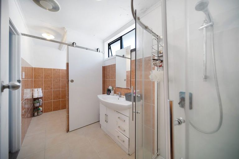 Photo of property in 1/66 Hillcrest Road, Papatoetoe, Auckland, 2025