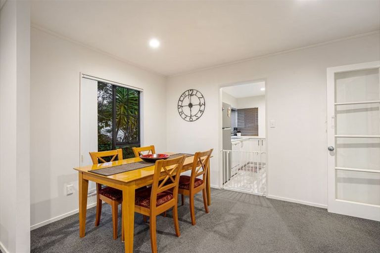 Photo of property in 2/54 Granville Drive, Massey, Auckland, 0614