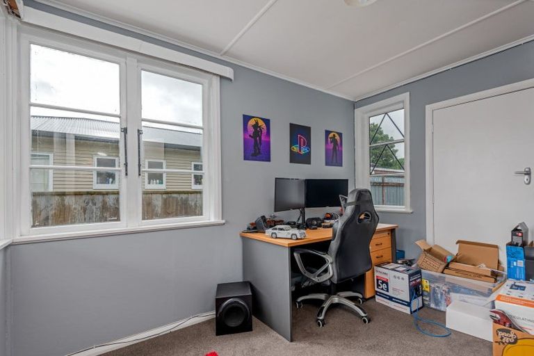 Photo of property in 11 Sedcole Street, Pahiatua, 4910