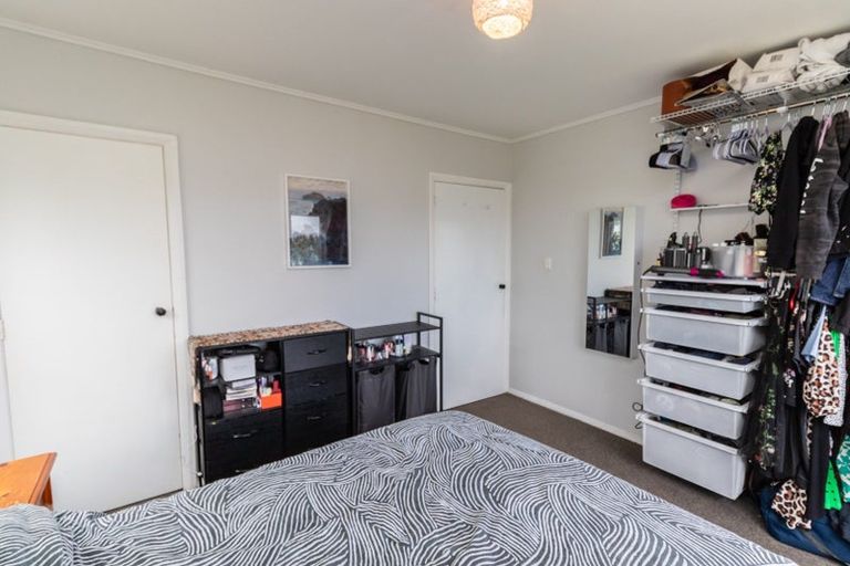 Photo of property in 8 Bowes Crescent, Strathmore Park, Wellington, 6022