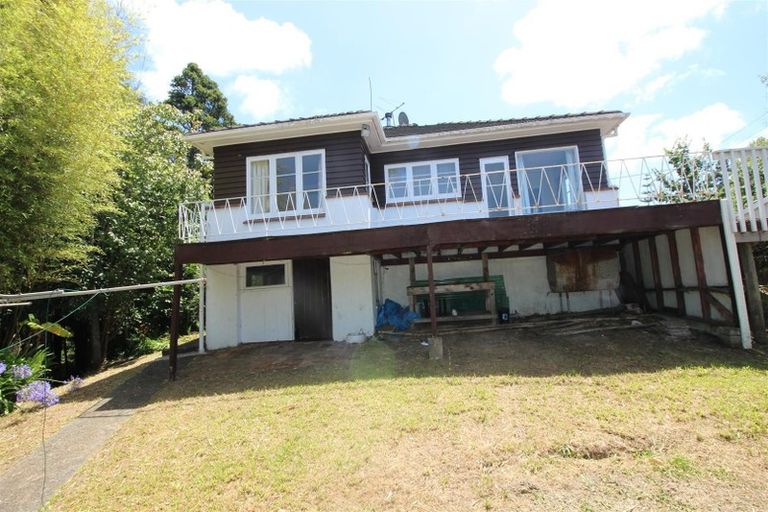 Photo of property in 212 Godley Road, Titirangi, Auckland, 0604