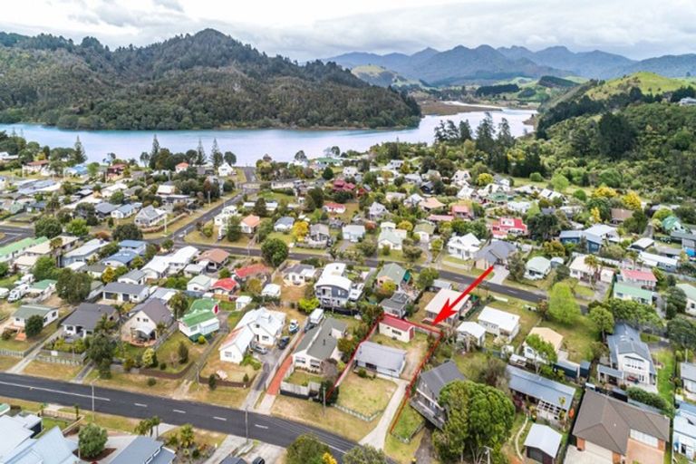 Photo of property in 309 Linton Crescent, Whangamata, 3620