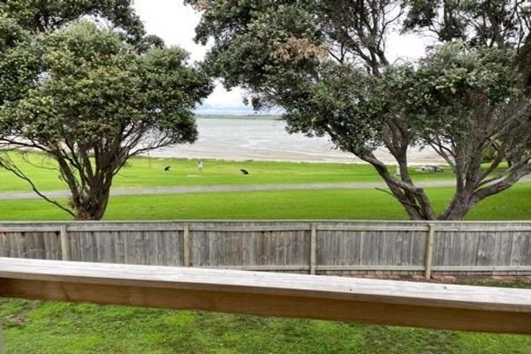 Photo of property in 18 Kaanapali Place, Wattle Downs, Auckland, 2103