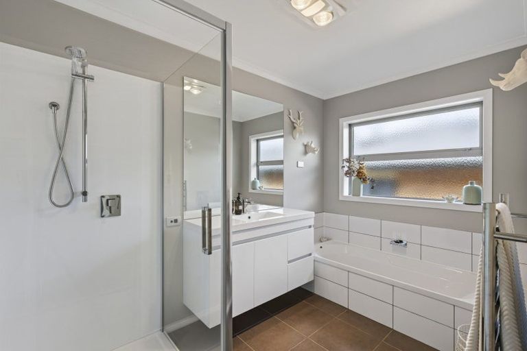 Photo of property in 40 Penrod Drive, Bell Block, New Plymouth, 4312
