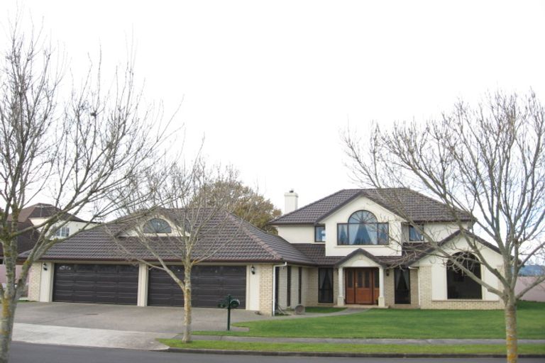 Photo of property in 4 Mull Place, Wattle Downs, Auckland, 2103