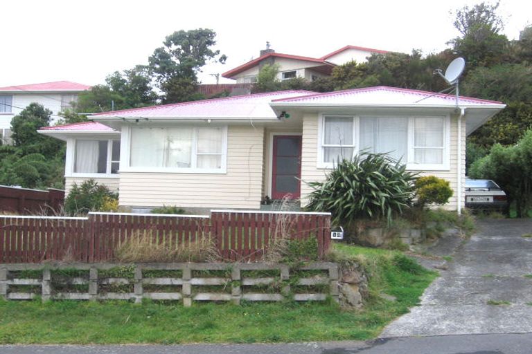 Photo of property in 13 Catherine Crescent, Paparangi, Wellington, 6037