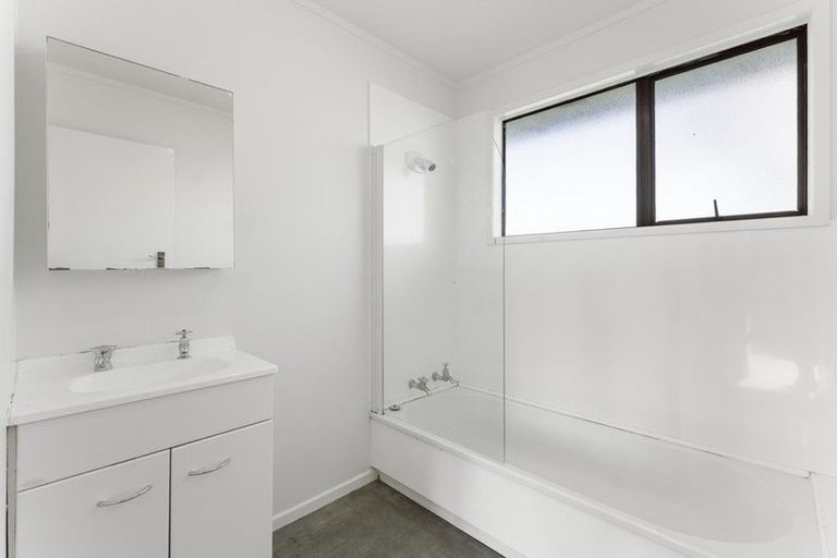 Photo of property in 201 Puriri Street, Castlecliff, Whanganui, 4501