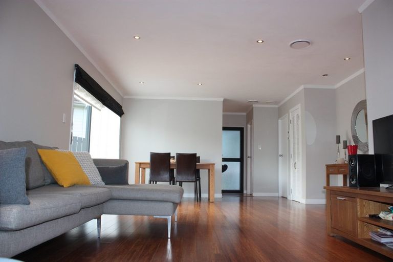 Photo of property in 42 Anne Mclean Drive, Bayview, Auckland, 0629