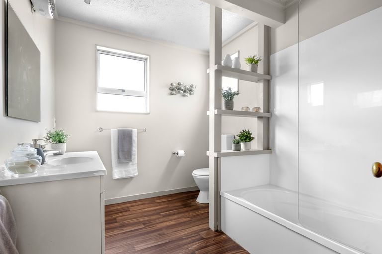 Photo of property in 67 Newcastle Street, Clyde, 9330