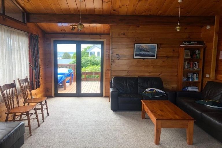 Photo of property in 14 Normand Place, Richmond Heights, Taupo, 3330