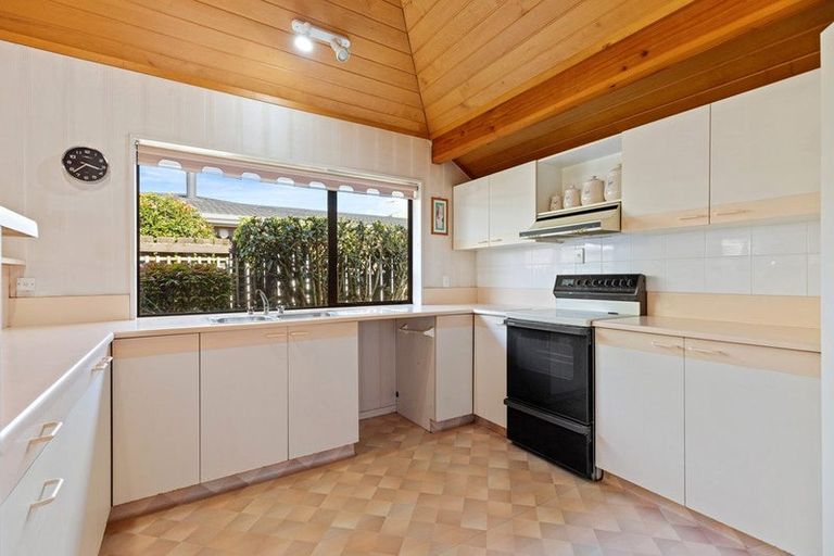 Photo of property in 2/14 Twelfth Avenue, Tauranga South, Tauranga, 3112