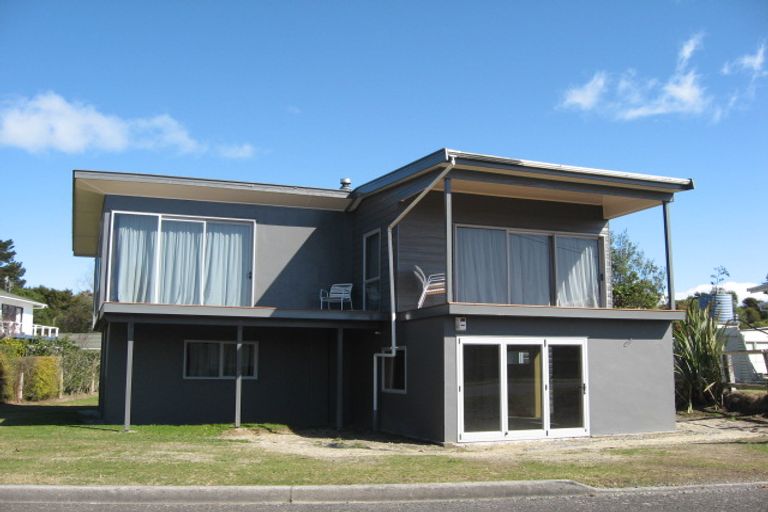 Photo of property in 9 Parekarangaranga Street, Motuoapa, 3382