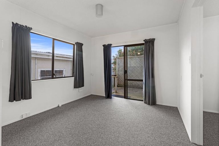 Photo of property in 8a Williams Place, Fairfield, Hamilton, 3214