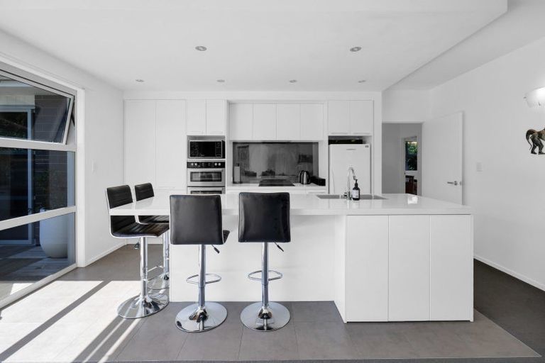 Photo of property in 77 Brooklands Road, Brooklands, New Plymouth, 4310