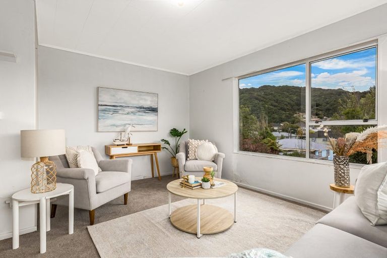 Photo of property in 71b Holland Street, Wainuiomata, Lower Hutt, 5014