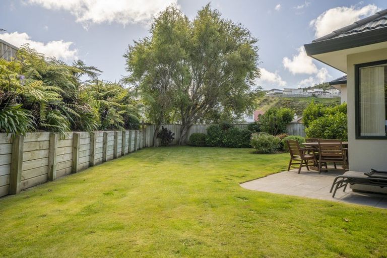Photo of property in 4 Claverton Grove, Churton Park, Wellington, 6037