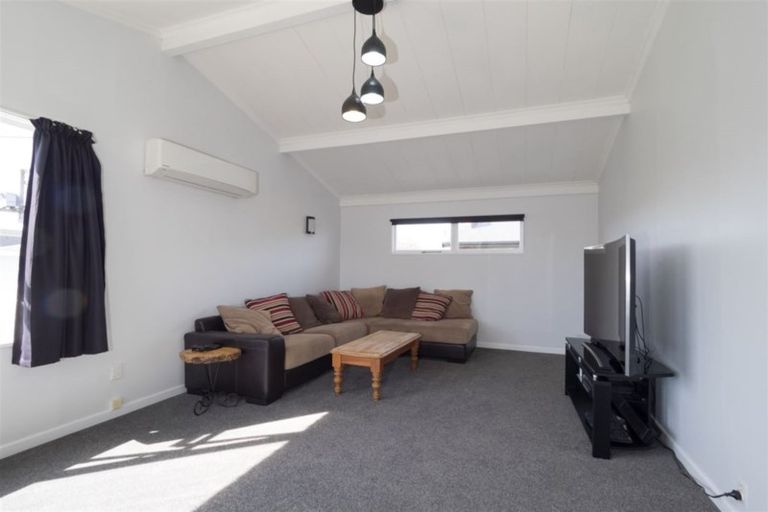 Photo of property in 44 Johnstone Street, Tinwald, Ashburton, 7700