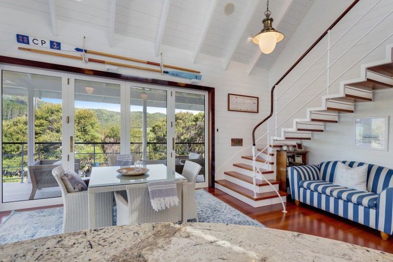 Photo of property in 309 Manawaora Road, Parekura Bay, Hikurangi, 0184