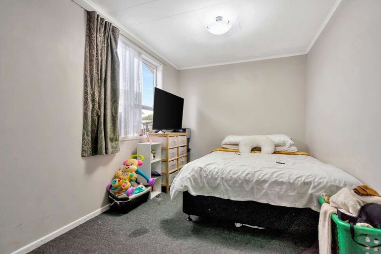 Photo of property in 69 Friesian Drive, Mangere, Auckland, 2022