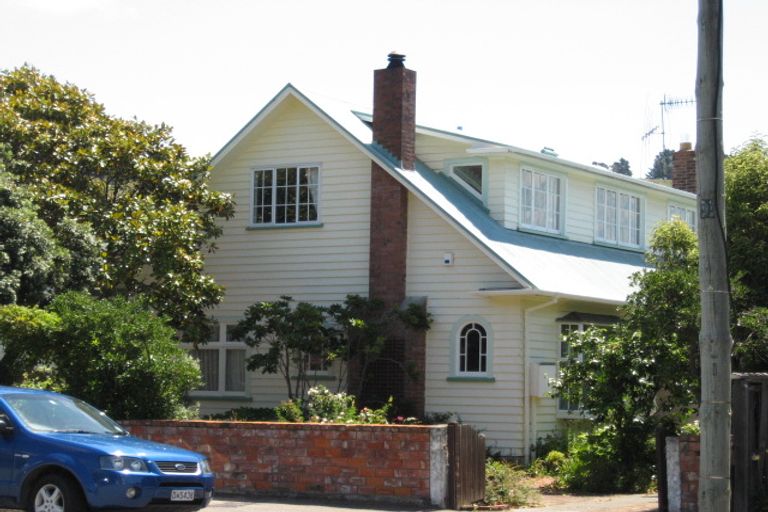 Photo of property in 4 Menzies Street, Sumner, Christchurch, 8081