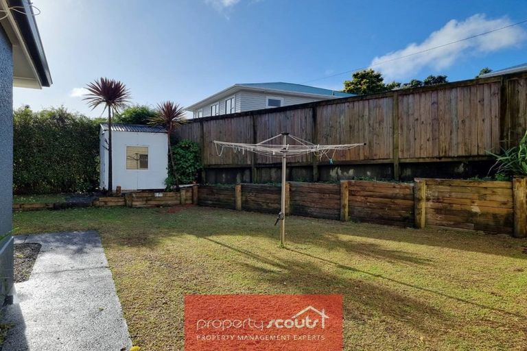 Photo of property in 5 Pembroke Street, Westown, New Plymouth, 4310
