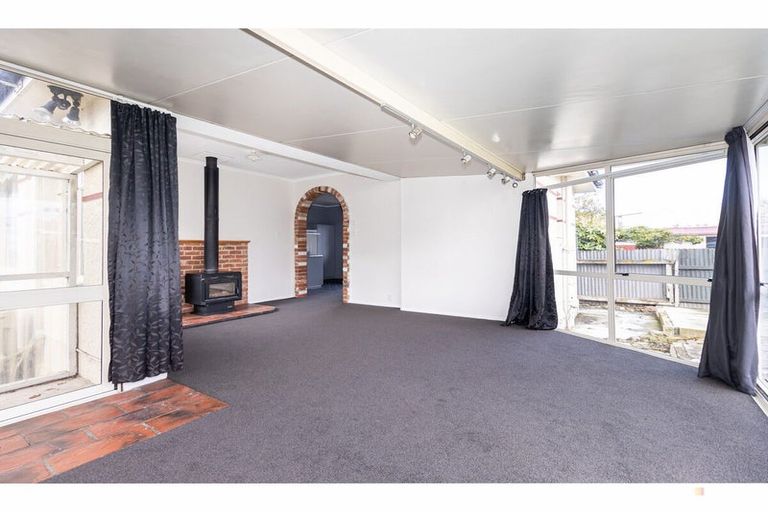 Photo of property in 6 Michael Street, Waimate, 7924
