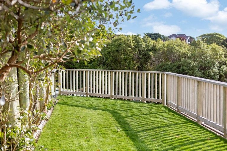 Photo of property in 61 Saint Ives Drive, Camborne, Porirua, 5026