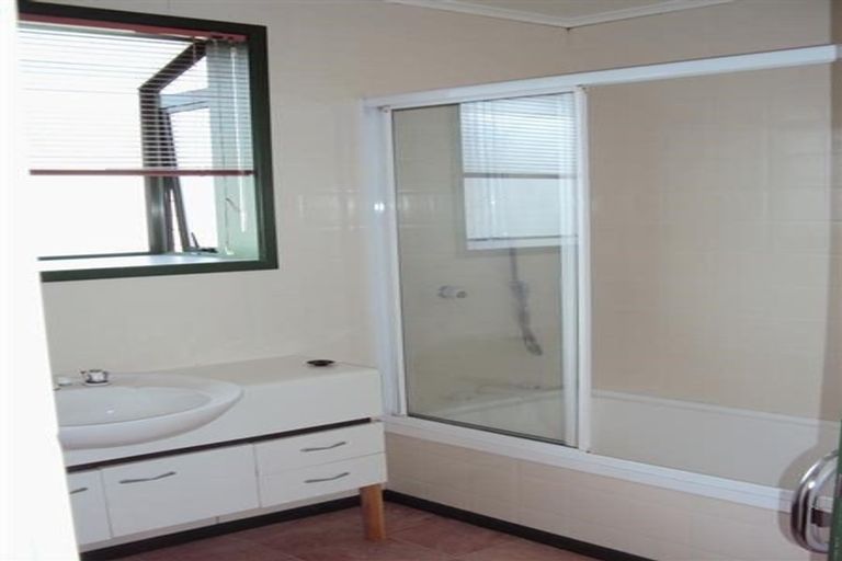 Photo of property in 108 Royal Road, Massey, Auckland, 0614