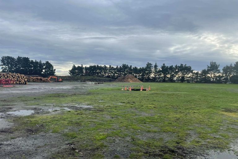 Photo of property in 588 Pound Road, Yaldhurst, Christchurch, 7676