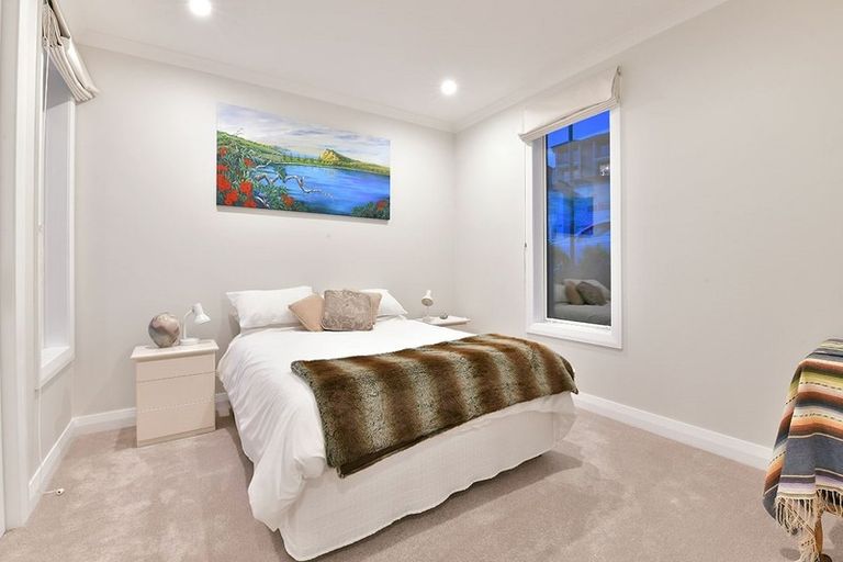 Photo of property in 86 Voyager Drive, Gulf Harbour, Whangaparaoa, 0930