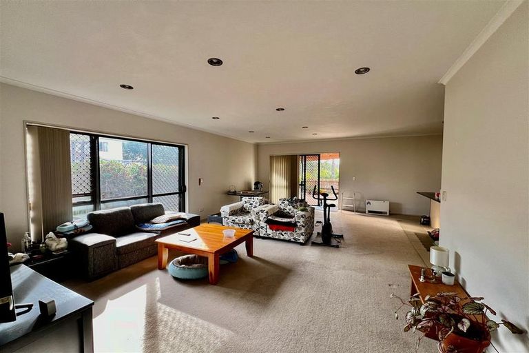 Photo of property in 27 Goh Place, Manurewa, Auckland, 2105