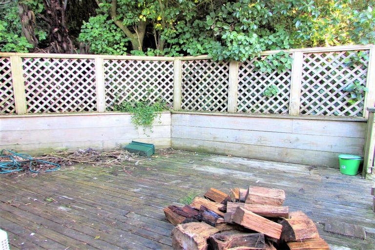 Photo of property in 12a Dominion Park Street, Johnsonville, Wellington, 6037