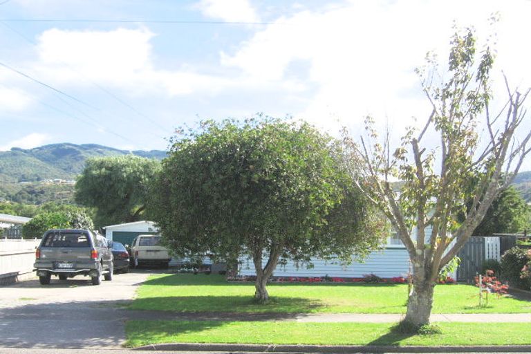 Photo of property in 26 Mary Crescent, Elderslea, Upper Hutt, 5018