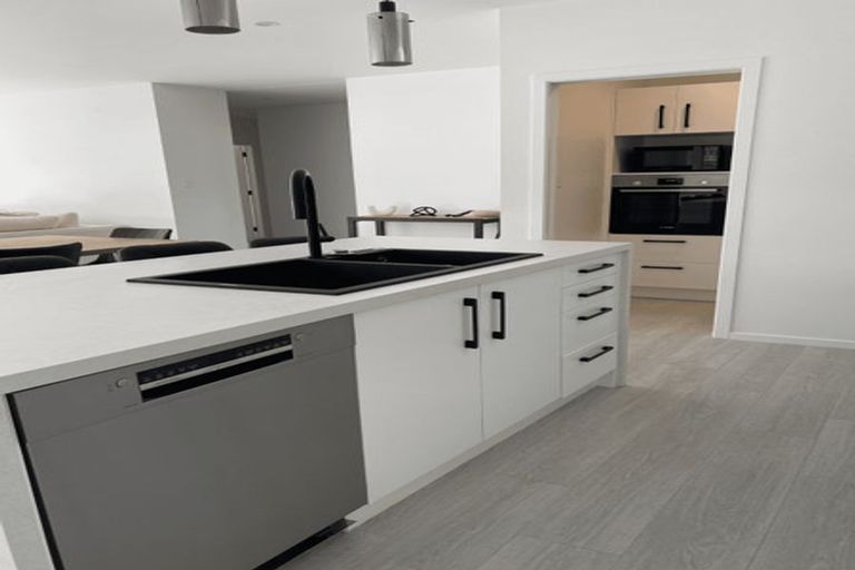 Photo of property in 31 Regent Street, Martinborough, 5711