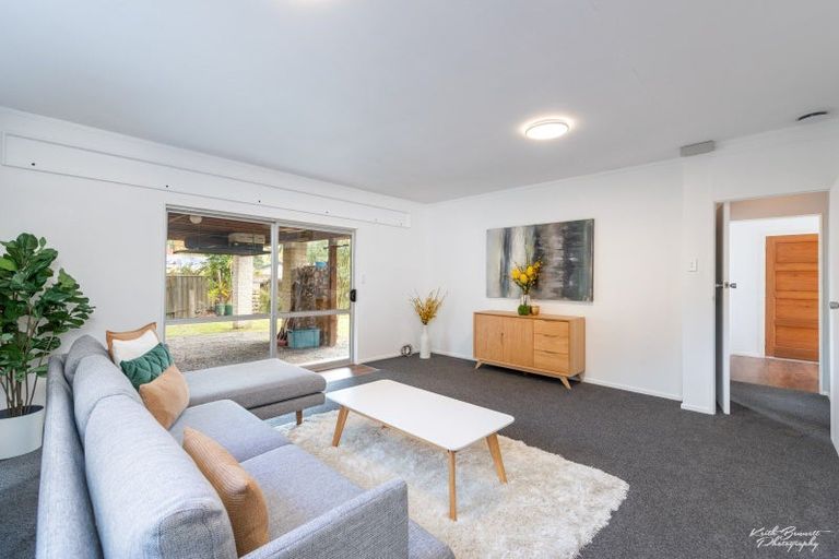 Photo of property in 10a Birch Grove, Pinehaven, Upper Hutt, 5019