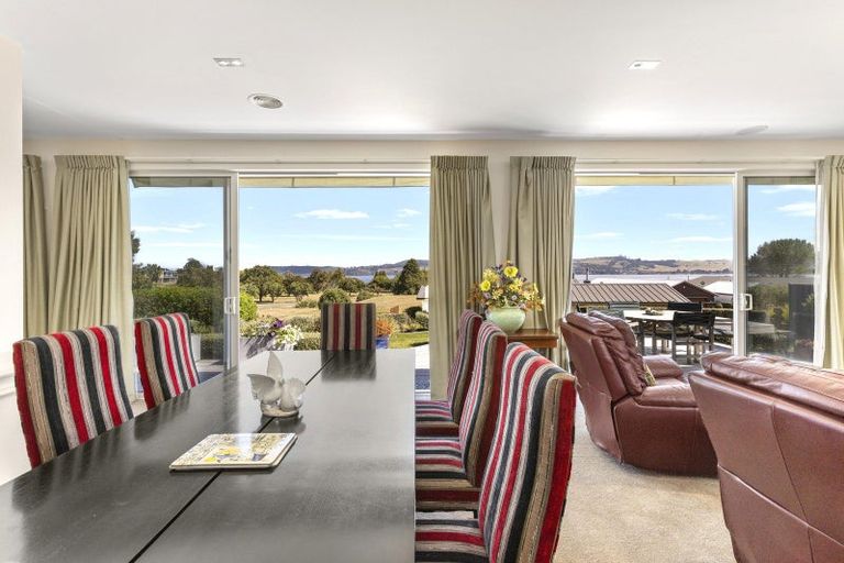 Photo of property in 30 Karapoto Lane, Rainbow Point, Taupo, 3330