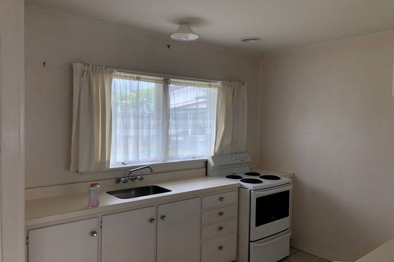 Photo of property in 22 Grande Vue Road, Hillpark, Auckland, 2102