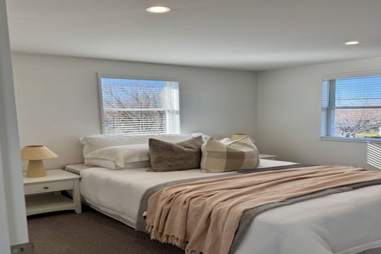 Photo of property in 8 Roscoe Street, Saint Martins, Christchurch, 8022