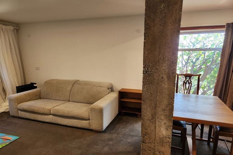 Photo of property in 34 Cannon Hill Crescent, Mount Pleasant, Christchurch, 8081