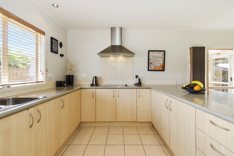 Photo of property in 26 Ploughmans Avenue, Pukekohe, 2120