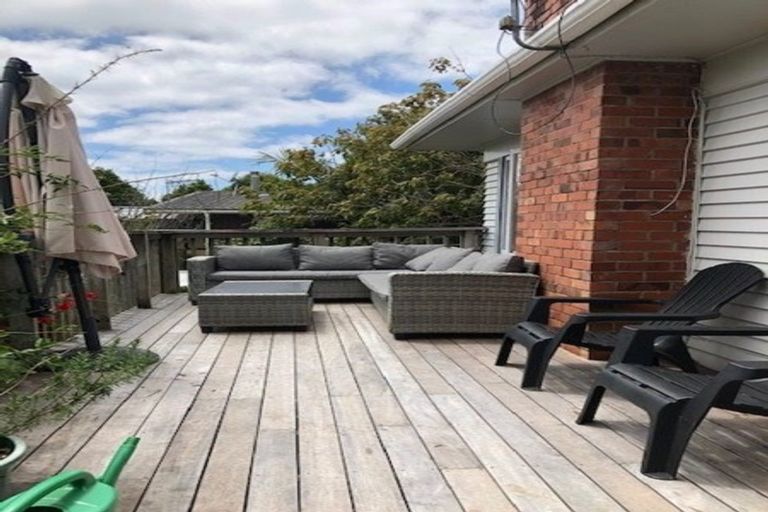 Photo of property in 77 Sunrise Avenue, Murrays Bay, Auckland, 0630