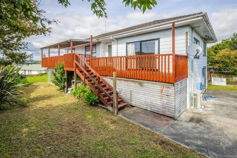 Photo of property in 8 Southview Place, Wattle Downs, Auckland, 2102