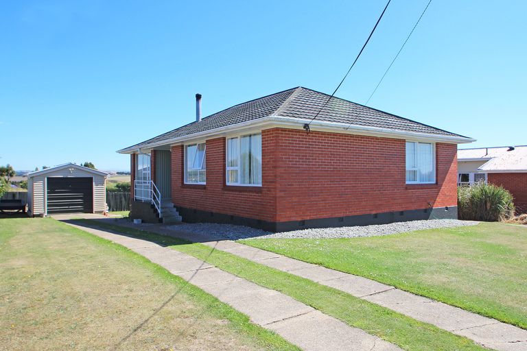 Photo of property in 16 Stoke Street, Oamaru, 9400