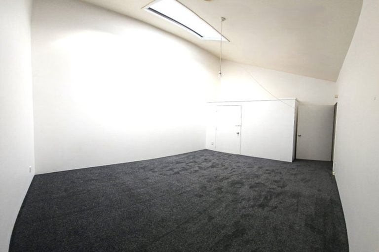 Photo of property in 4/5 Hopper Street, Mount Cook, Wellington, 6011