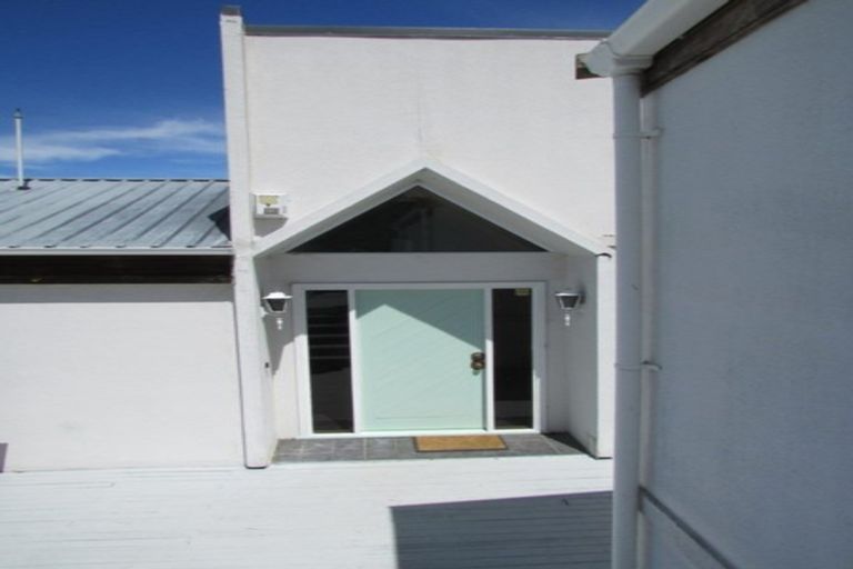 Photo of property in 4 Selwyn Parade, Lyttelton, 8082