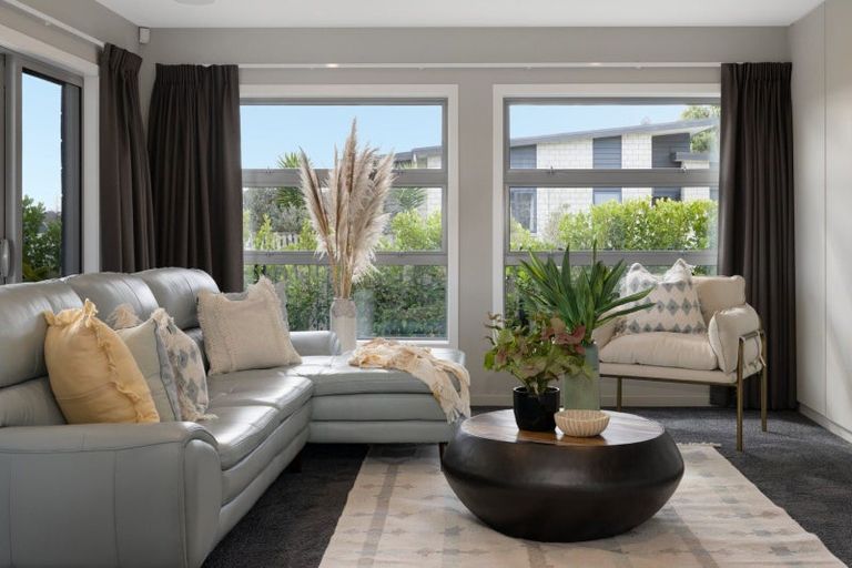 Photo of property in 4 Rochfort Crescent, Pyes Pa, Tauranga, 3112