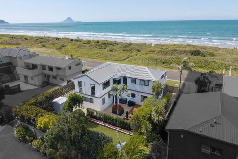 Photo of property in 18 Ocean Road, Ohope, 3121
