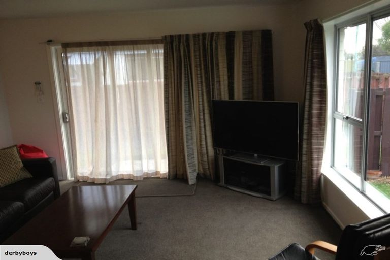 Photo of property in 1/12 Keoghs Lane, St Albans, Christchurch, 8014