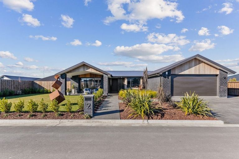 Photo of property in 2 Page Place, Rangiora, 7400